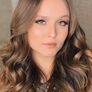 تصویر هنرمند Larissa Manoela