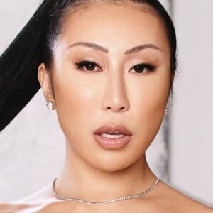 تصویر هنرمند Nicole Downs