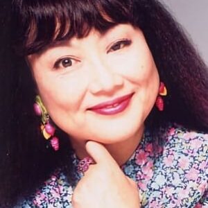 تصویر هنرمند Fuyumi Shiraishi