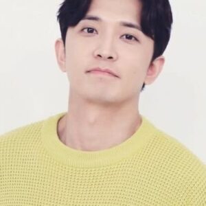 تصویر هنرمند Yoon Na-moo