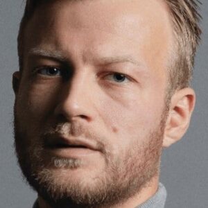 تصویر هنرمند Gustav Dyekjær Giese