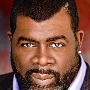 تصویر هنرمند Stu 'Large' Riley