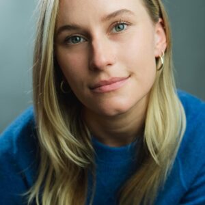 تصویر هنرمند Nora Garrett