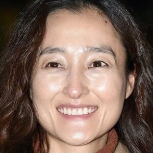 تصویر هنرمند Kim Mo-Ah