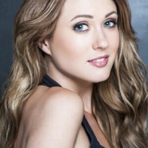 تصویر هنرمند Claire Alan