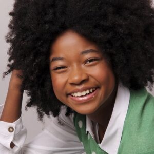 تصویر هنرمند Emilly Nayara