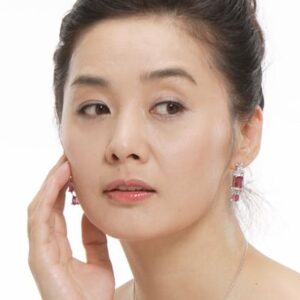 تصویر هنرمند Lee Eung-kyung