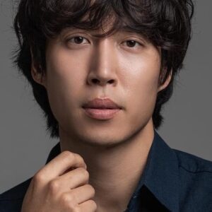 تصویر هنرمند Lee Kyeong-uk