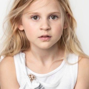 تصویر هنرمند Lexi Janicek