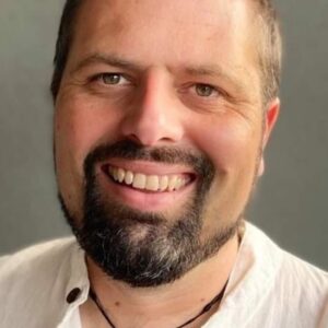 تصویر هنرمند Ethan Cook