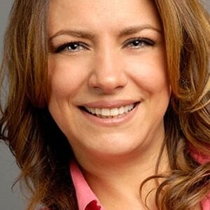 تصویر هنرمند Ebru Aykaç