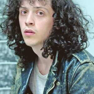 تصویر هنرمند Max Turnbull