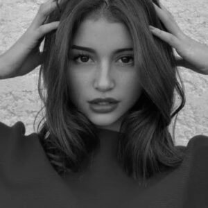 تصویر هنرمند Cassandra Cano