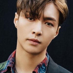 تصویر هنرمند Zhang Yixing