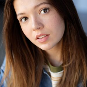 تصویر هنرمند Emma Duchesneau