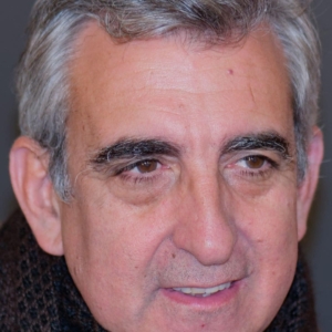 تصویر هنرمند Julien Cafaro