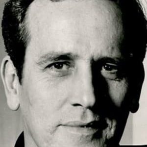 تصویر هنرمند Fred J. Scollay