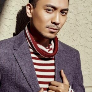 تصویر هنرمند Yang Yi