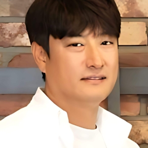 تصویر هنرمند Yoon Jong-ho