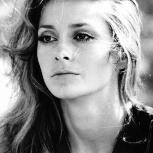 تصویر هنرمند Elizabeth Ashley