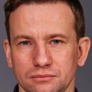 تصویر هنرمند Konstantin Panchenko