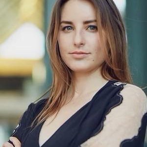 تصویر هنرمند Chloe Arbiture