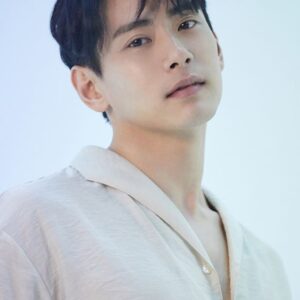 تصویر هنرمند Teo Yoo