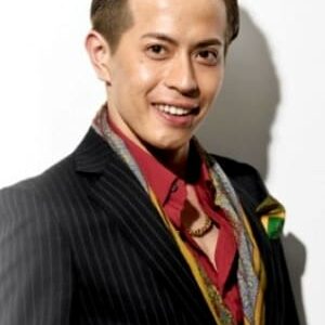 تصویر هنرمند Yûsuke Tomoi