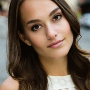 تصویر هنرمند Meredith Travers