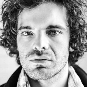 تصویر هنرمند Fionn Cox-Davies