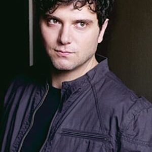 تصویر هنرمند Leo Vernik