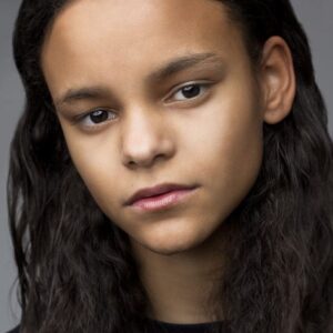 تصویر هنرمند Chloe Lea