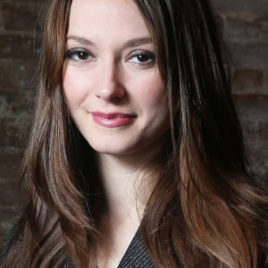 تصویر هنرمند Lydia Wilson