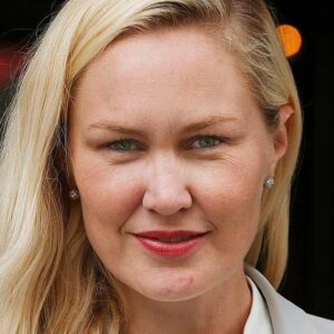 تصویر هنرمند Ellen Dorrit Petersen