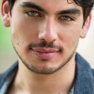 تصویر هنرمند Joshua Gutiérrez