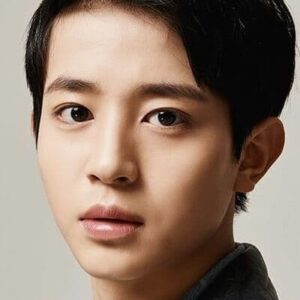 تصویر هنرمند Jung Yoo-ahn