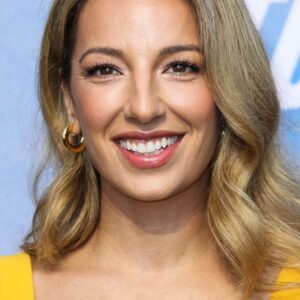 تصویر هنرمند Vanessa Lengies