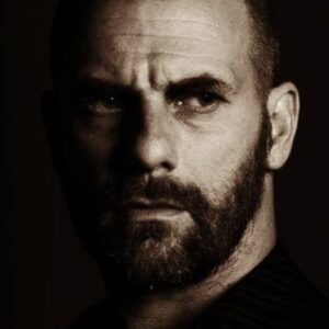 تصویر هنرمند Niko Rusakov