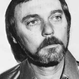 تصویر هنرمند Charles B. Pierce