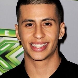 تصویر هنرمند Carlito Olivero