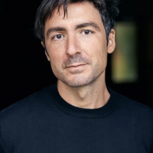 تصویر هنرمند İlker Çatak