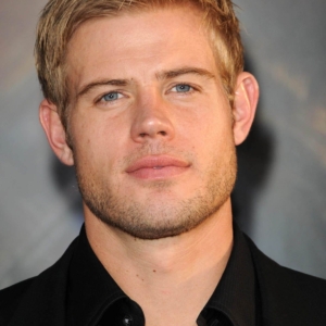 تصویر هنرمند Trevor Donovan