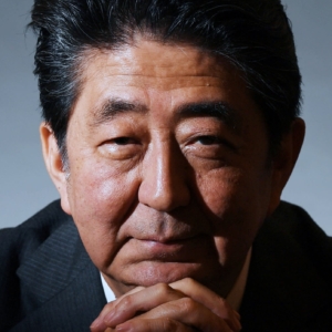 تصویر هنرمند Shinzo Abe