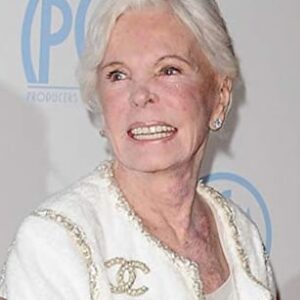 تصویر هنرمند Joan Lee