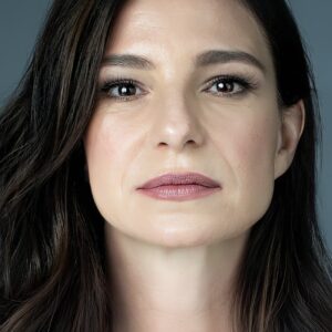 تصویر هنرمند Krista Bridges