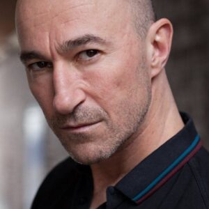 تصویر هنرمند Ross Mullan