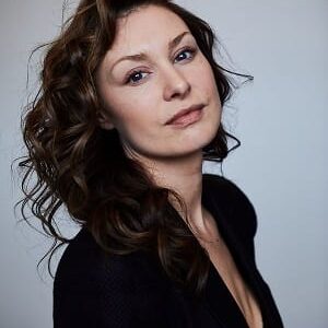 تصویر هنرمند Jennifer Adams