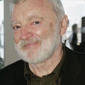 تصویر هنرمند Max Cullen