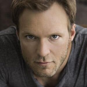 تصویر هنرمند Tom O'Sullivan