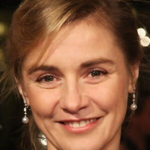 تصویر هنرمند Anne Consigny